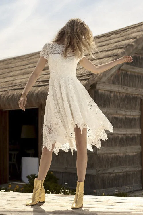 Knee-length Informal Short Sleeve Country Wedding Dress With Illusion Lace Details-715877